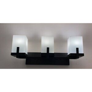 New Dakota 5-Piece All-in-One Bathroom Set 3 Vanity Light with Seeded Glass